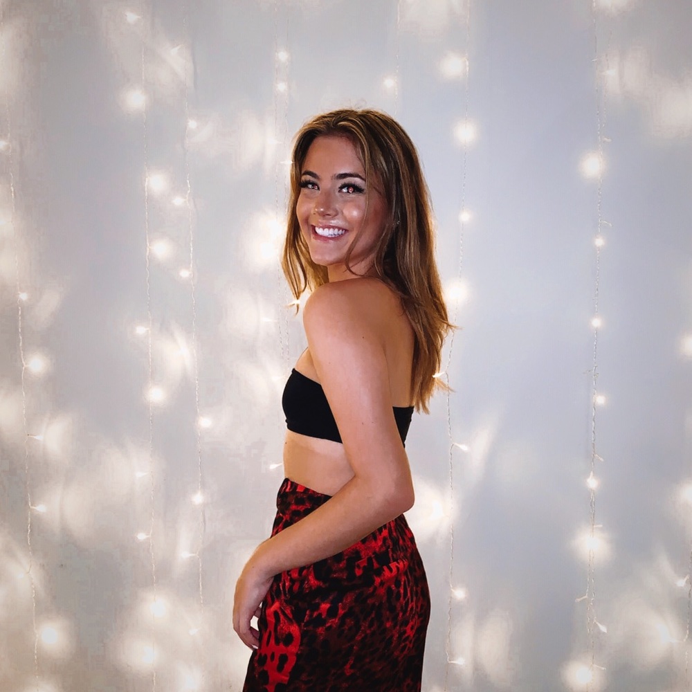 Meet your Posher, Nicole